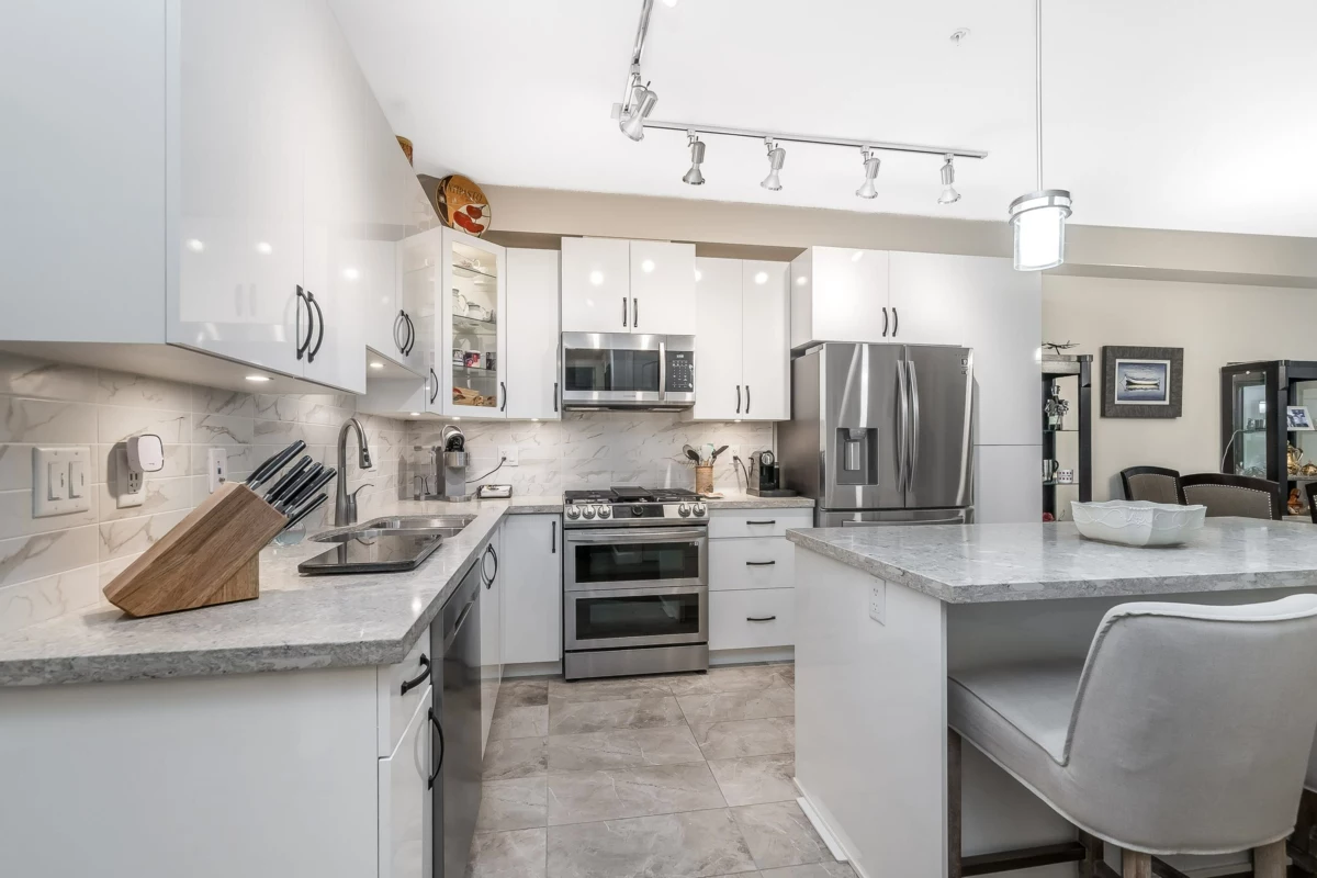 Breakfast Nook Photo of 404 8561 203a St Street, Langley, BC