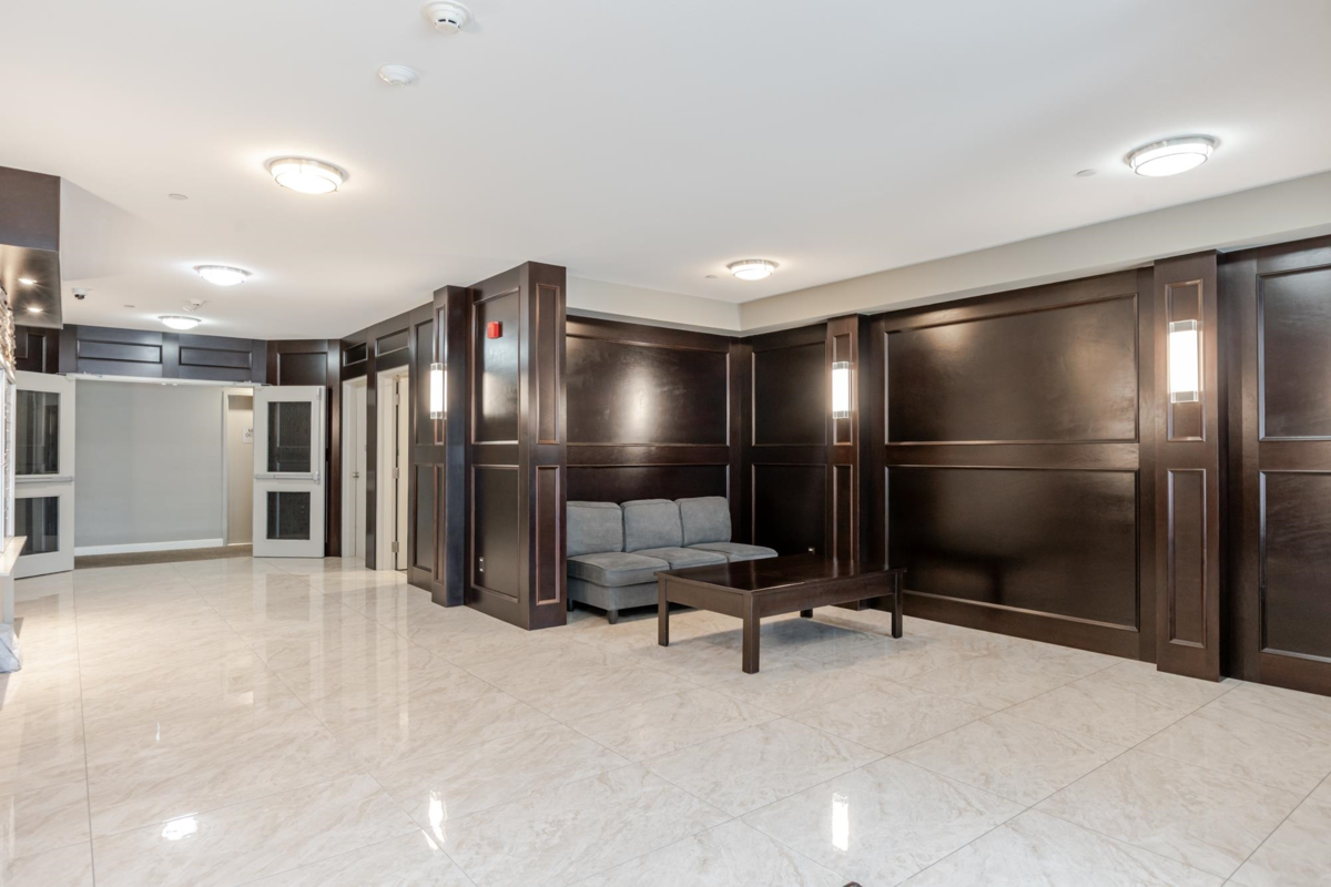 Dining Area Photo of 404 8561 203a St Street, Langley, BC