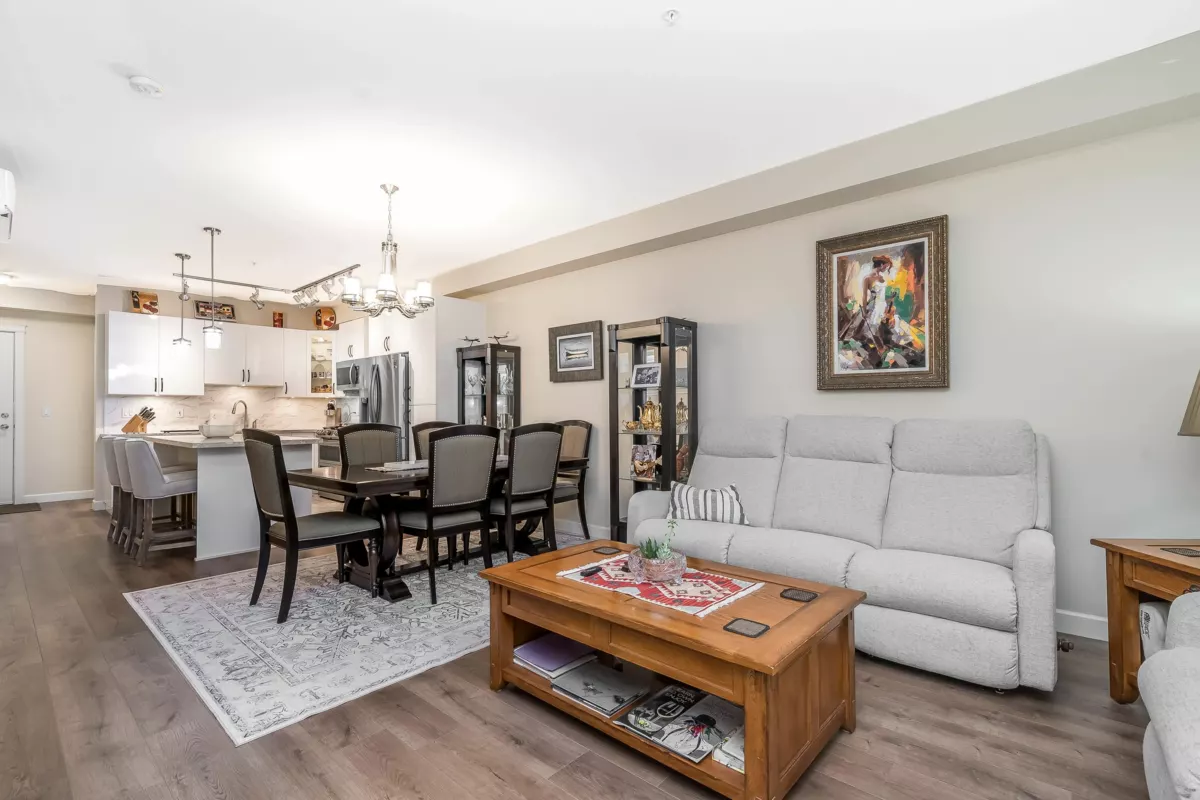 Guest Bathroom Photo of 404 8561 203a St Street, Langley, BC