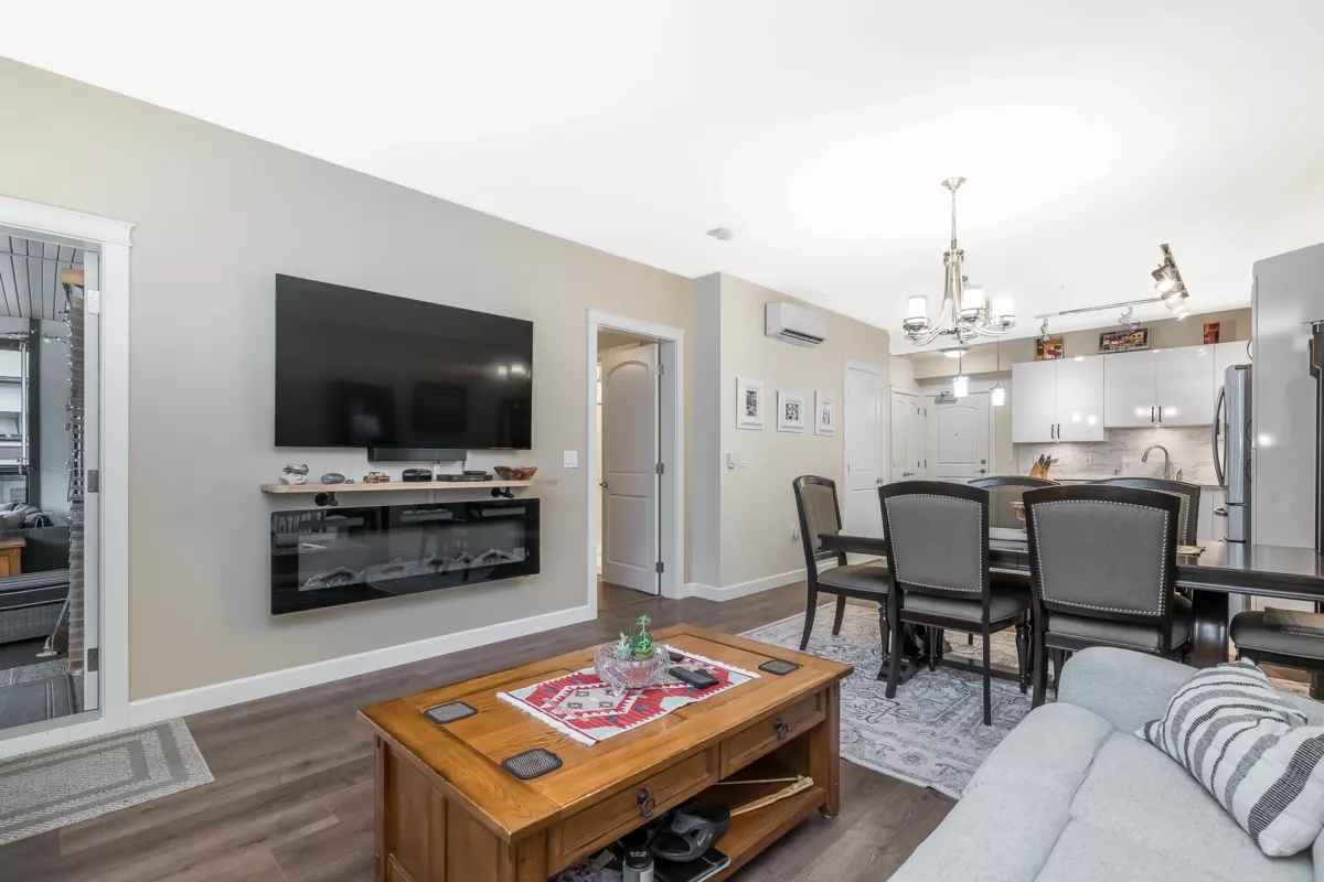 Powder Room Photo of 404 8561 203a St Street, Langley, BC