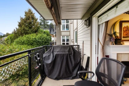 Hot Tub / Spa Photo of 301 106 W Kings Road, North Vancouver, BC