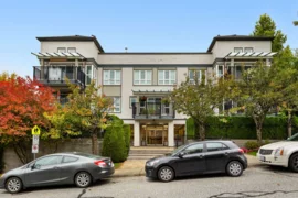 301 106 W Kings Road, North Vancouver, BC