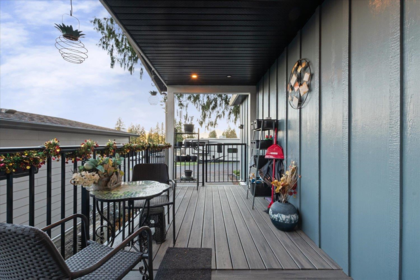 Breakfast Nook Photo of 60 53480 Bridal Falls Road, Rosedale, BC