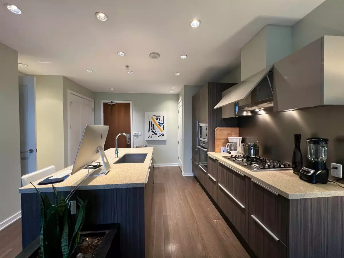 Family Room Photo of 1618 Columbia Street, Vancouver, BC