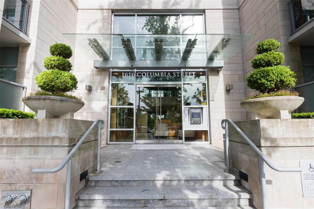Garage Interior Photo of 1618 Columbia Street, Vancouver, BC