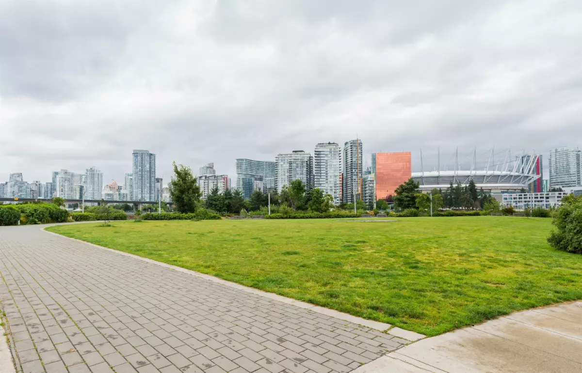 Pantry Photo of 1618 Columbia Street, Vancouver, BC