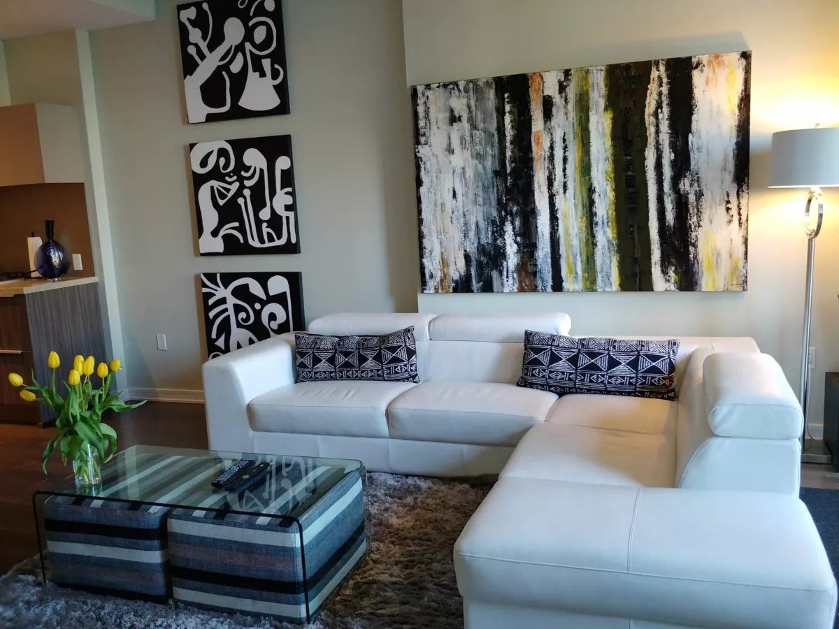 Walk-In Closet Photo of 1618 Columbia Street, Vancouver, BC