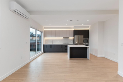 Family Room Photo of 14 10233 No. 2 Road, Richmond, BC