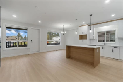 Family Room Photo of 32531 Higginbottom Court, Mission, BC