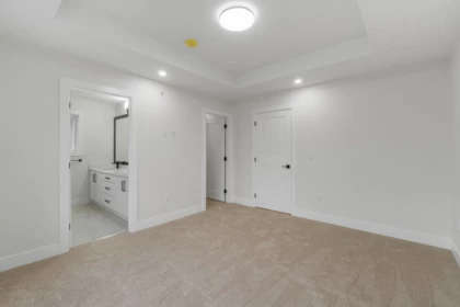 Guest Bathroom Photo of 32531 Higginbottom Court, Mission, BC