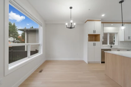 Kitchen Photo of 32531 Higginbottom Court, Mission, BC