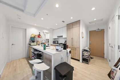 3402 6080 Mckay Avenue, Burnaby, BC, Burnaby — Apartment/Condo for sale