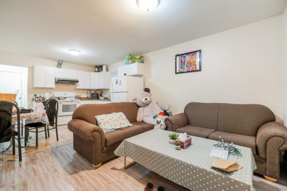 Breakfast Nook Photo of 15588 92 Avenue, Surrey, BC