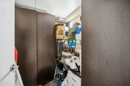 Powder Room Photo of 301 1055 Richards Street, Vancouver, BC