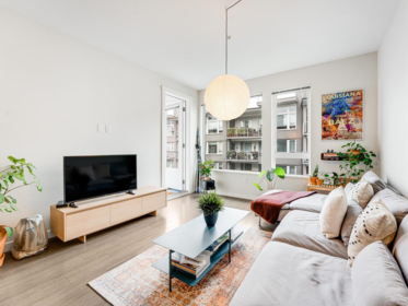 412 255 W 1st Street, North Vancouver, BC, North Vancouver — Apartment/Condo for sale