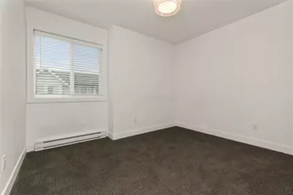 Hallway Photo of 19 45455 Spadina Avenue, Chilliwack, BC