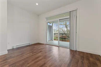 Walk-In Closet Photo of 19 45455 Spadina Avenue, Chilliwack, BC
