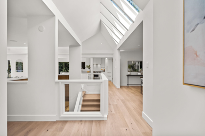 Breakfast Nook Photo of 5061 Bear Lane, West Vancouver, BC