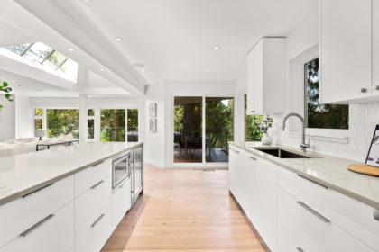 5061 Bear Lane, West Vancouver, BC