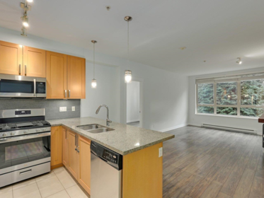 224 15918 26 Avenue, Surrey, BC, Surrey — Apartment/Condo for sale