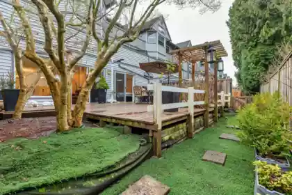 105 4889 53 Street, Delta, BC, Ladner Elementary — 2 bed apartment/condo for sale