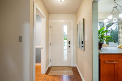 Breakfast Nook Photo of 1 10900 Springmont Drive, Richmond, BC