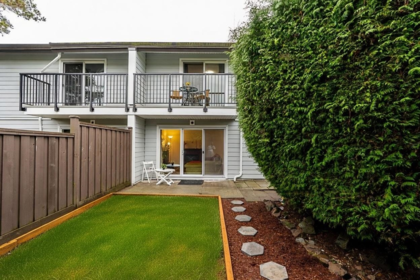 Outdoor Kitchen Photo of 1 10900 Springmont Drive, Richmond, BC