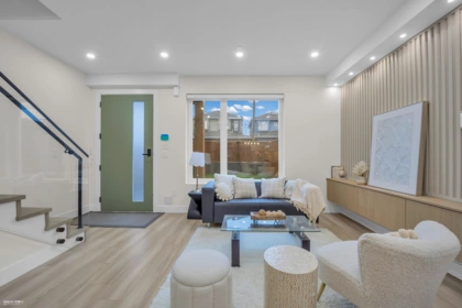 4 1577 E 58th Avenue, Vancouver, BC