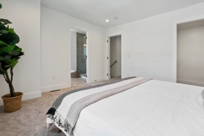 Primary Bathroom Photo of 24 12635 63 Avenue, Surrey, BC
