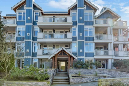 304 15392 16a Avenue, Surrey, BC, Surrey — Apartment/Condo for sale