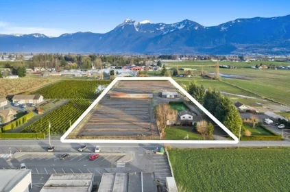 9850 Banford Road, Chilliwack, BC, Chilliwack — 4 bed single family residence for sale