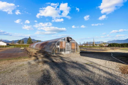 Swimming Pool Photo of 9850 Banford Road, Chilliwack, BC