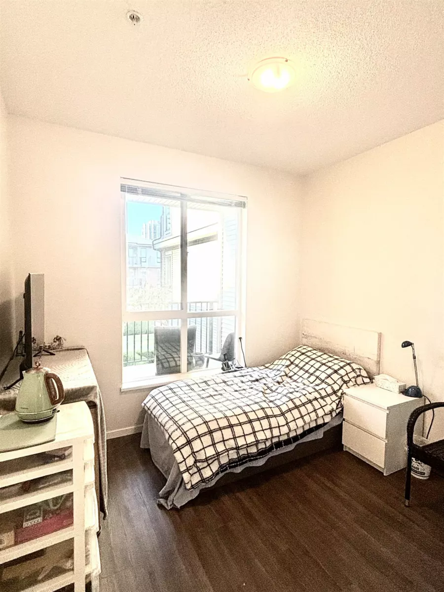 Breakfast Nook Photo of 309 3107 Windsor Gate, Coquitlam, BC