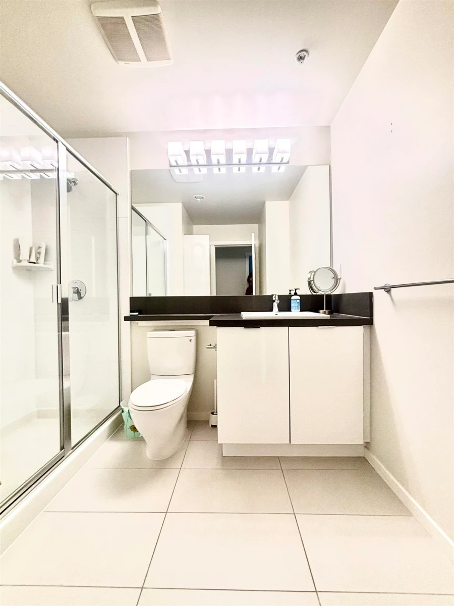 Kitchen Island Photo of 309 3107 Windsor Gate, Coquitlam, BC