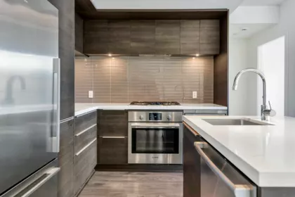 601 1550 Fern Street, North Vancouver, BC
