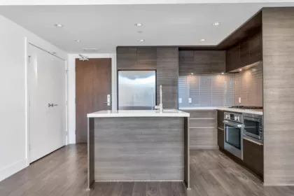 Kitchen Island Photo of 601 1550 Fern Street, North Vancouver, BC