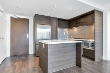 Kitchen Photo of 601 1550 Fern Street, North Vancouver, BC