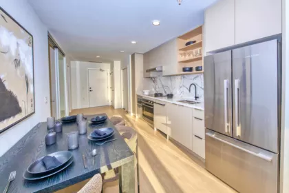 Breakfast Nook Photo of 358 422 E 3rd Street, North Vancouver, BC