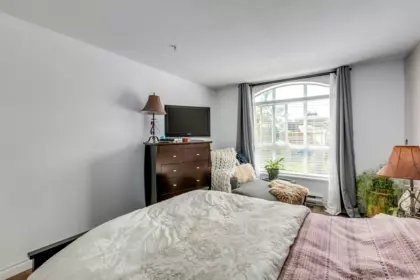Walk-In Closet Photo of 423 2551 Parkview Lane, Port Coquitlam, BC