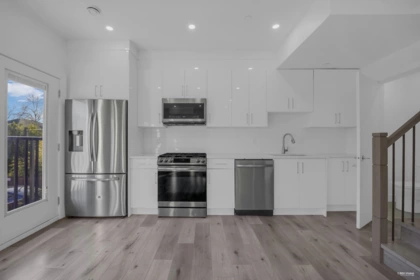 Kitchen Island Photo of 5140 Slocan Street, Vancouver, BC