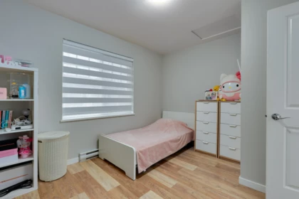 Bedroom 3 Photo of 53 8767 162 Street, Surrey, BC