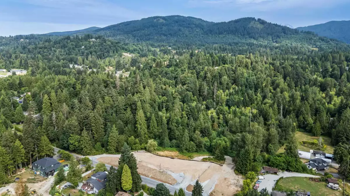 Dining Area Photo of LT.2 34339 Ferndale Avenue, Mission, BC