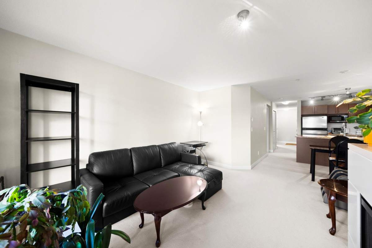 Bedroom 3 Photo of 322 2088 Beta Avenue, Burnaby, BC