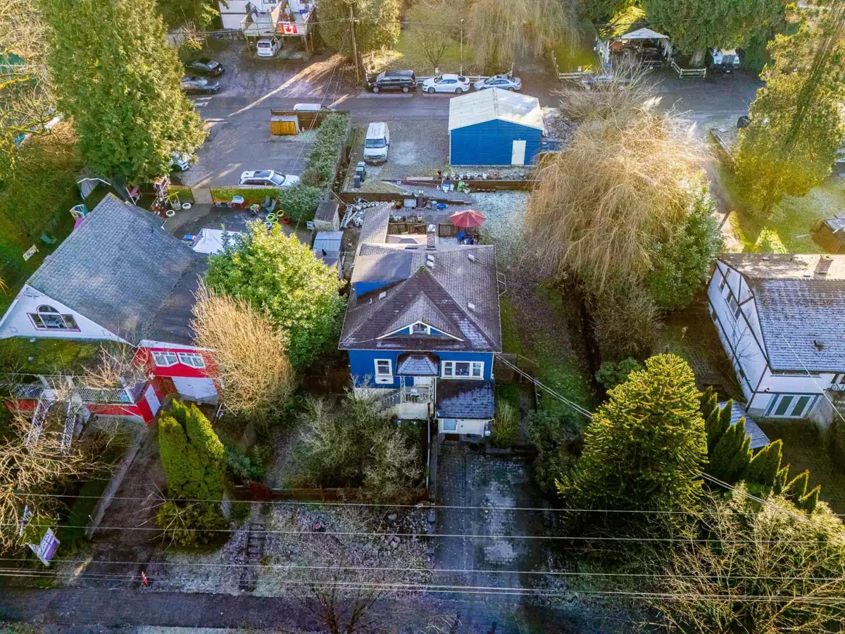 Guest Bathroom Photo of 2221 Clarke Street, Port Moody, BC