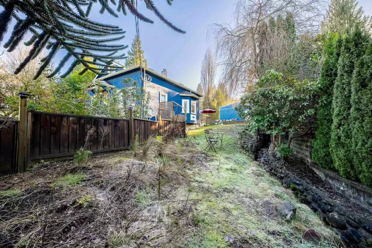 Primary Bathroom Photo of 2221 Clarke Street, Port Moody, BC