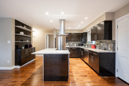 Breakfast Nook Photo of 15825 101 Avenue, Surrey, BC