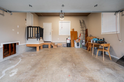 Mudroom Photo of 15825 101 Avenue, Surrey, BC