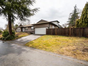 Outdoor Patio Photo of 15825 101 Avenue, Surrey, BC