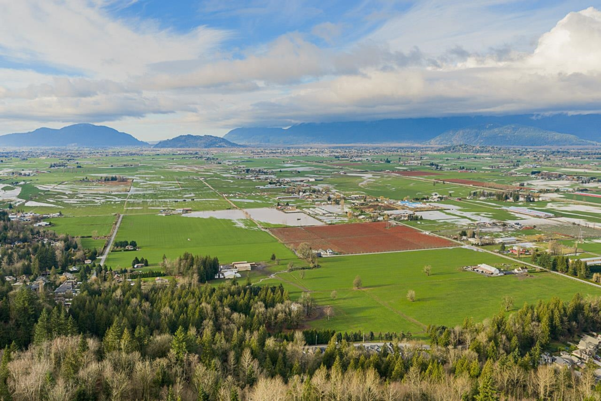 Neighborhood Park Photo Near 7350 Ramsay Place, Chilliwack, BC