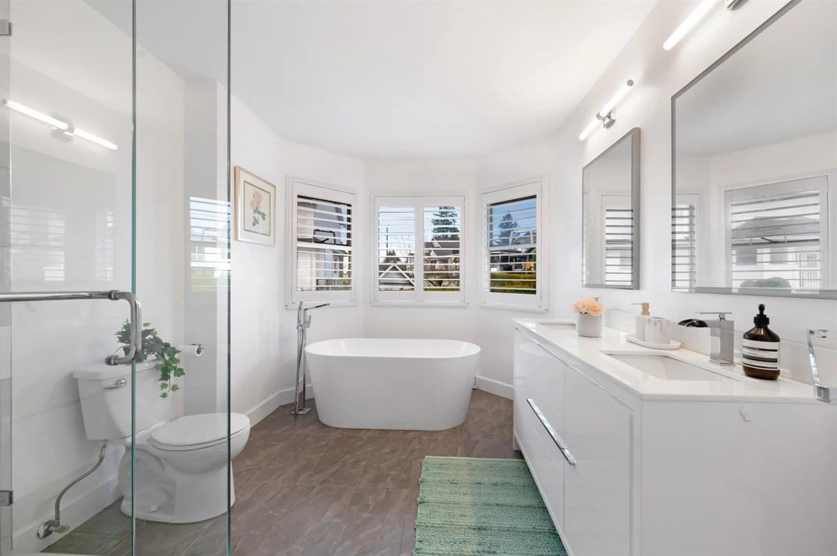 Guest Bathroom Photo of 2259 Paradise Avenue, Coquitlam, BC